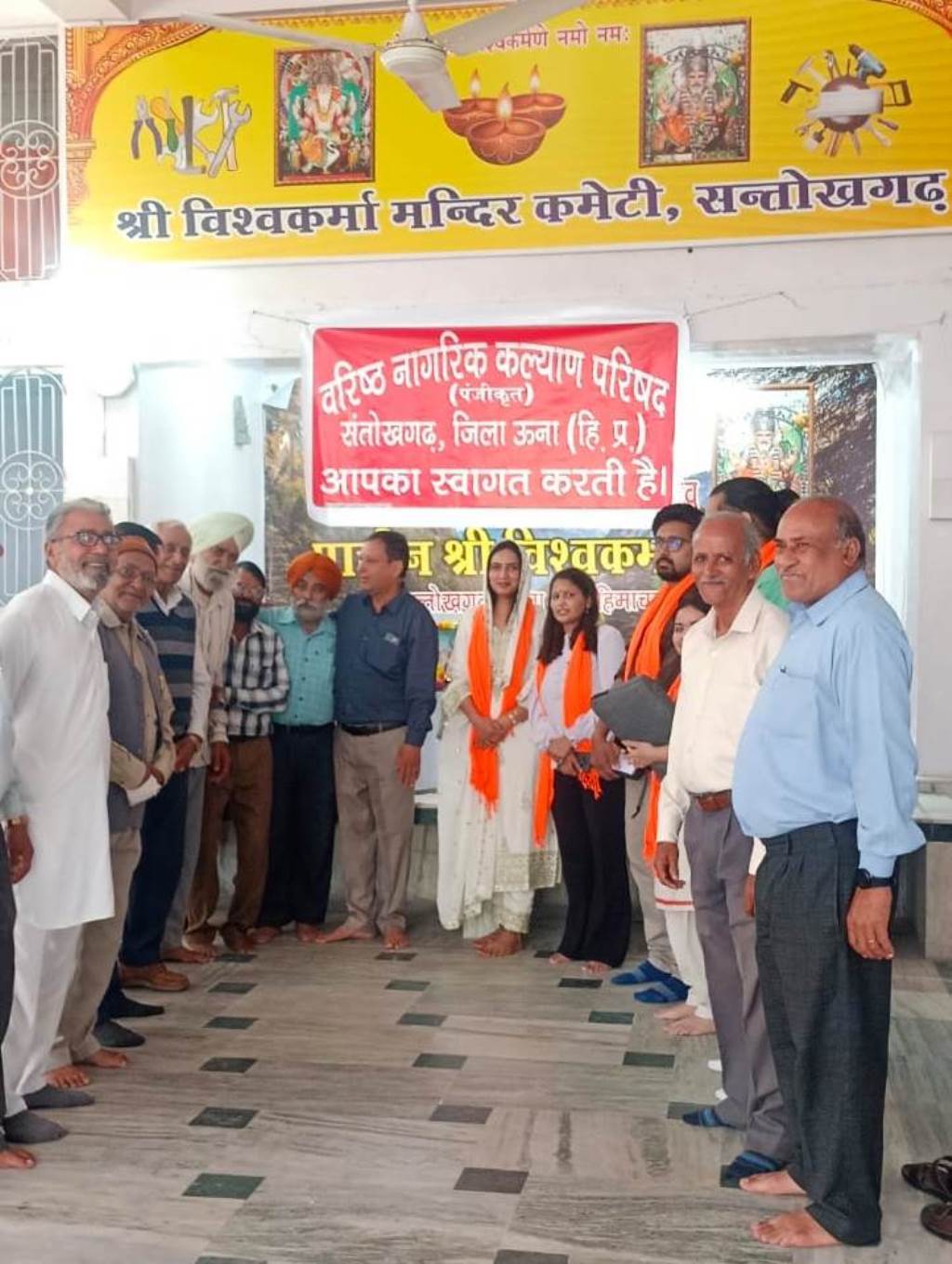 Senior Citizens Welfare Council Santoshgarh organized a huge free health checkup camp 400 patients were examined